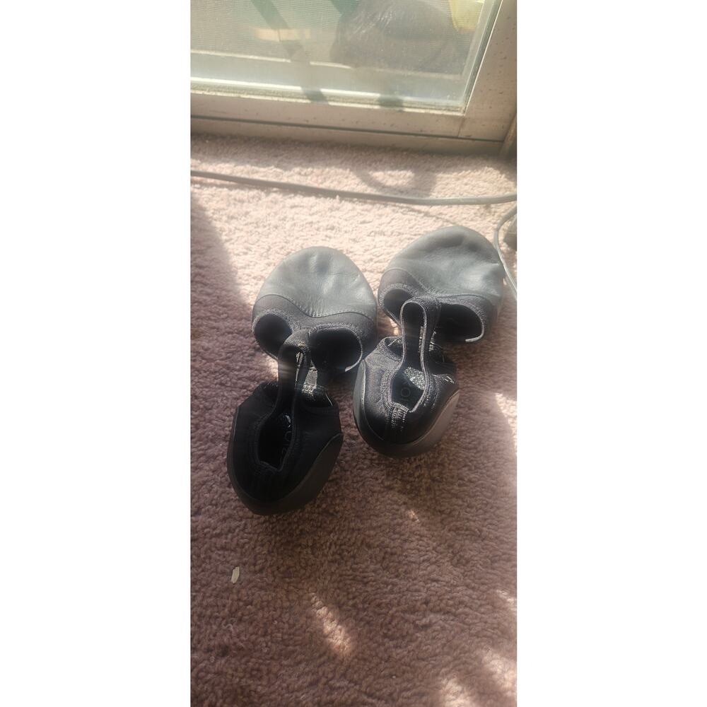 Capezio 9m shoes leather mash dance jazz black new . Fit Street 7.5